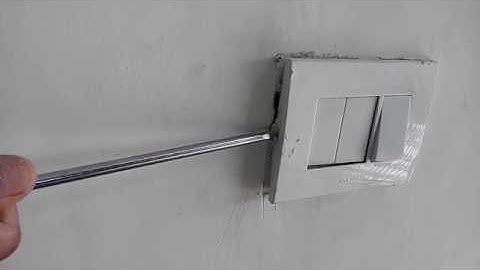 Right way to remove modular switches cover plate