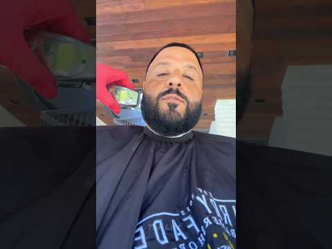 Just Now Djkhaled Is Getting Beard Cut Beard Barber Shorts 