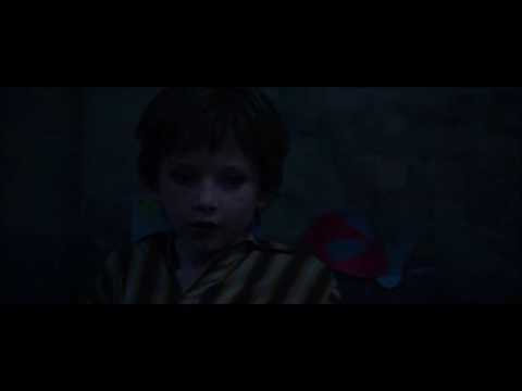 "The Conjuring 2" - Train Scene