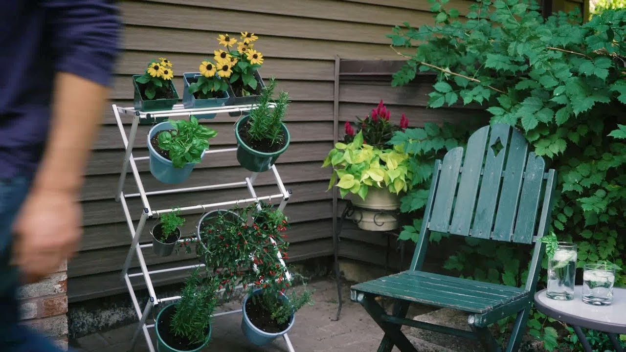 Fiskars® - Vertical Hanging Herb Garden for Small Outdoor Spaces