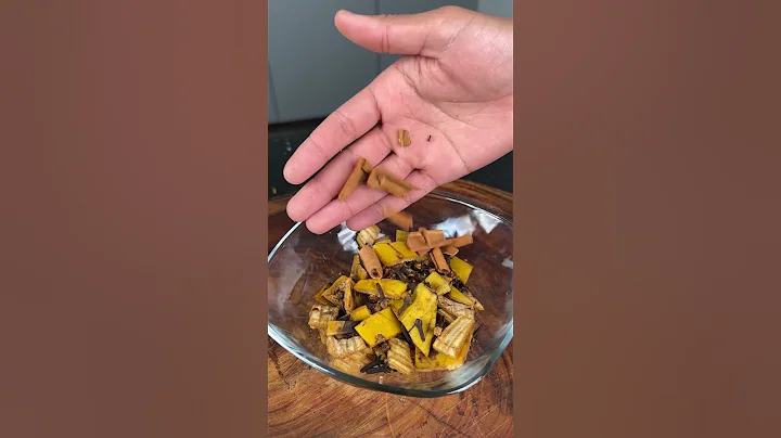 Put the cloves in the banana, the bay leaves, and the cinnamon #healthtips #tips #homehacks