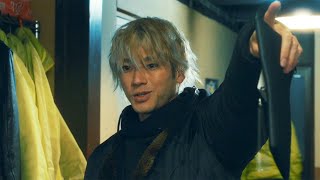 安田顕×山田裕貴、ギリギリの感情をぶつけ合う　代行ドライバーとして働く男二人の物語　映画「ハザードランプ」特報