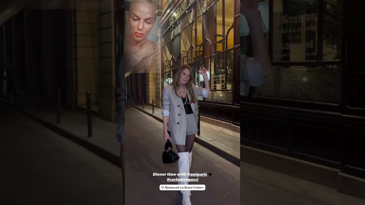 ANNA DELLO RUSSO va a cena al Grand Colbert a Parigi ❤️