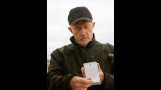 Perfect use of metal detector | Better Call Saul #shorts