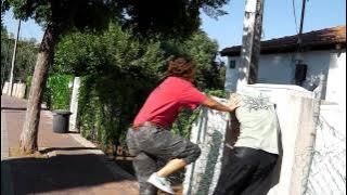 chock front pushing