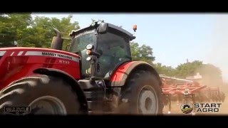 Beautiful Girl & Mey Ferguson 8732 Jean De Bru