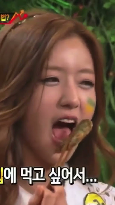 Bomi eating