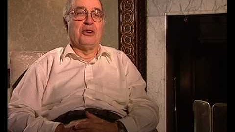 Michael Atiyah - Collaborating with physicists (67/93)