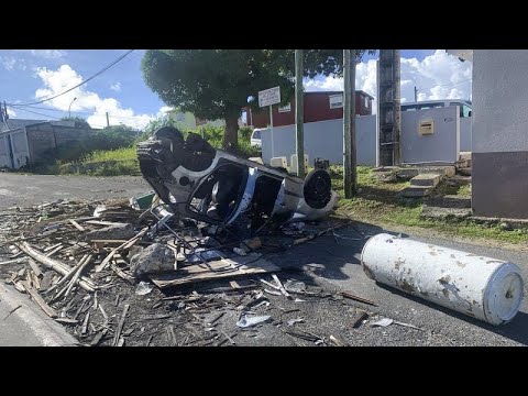 meutes en Guadeloupe : Paris envoie des renforts sur l'le pour endiguer la flambe de violence