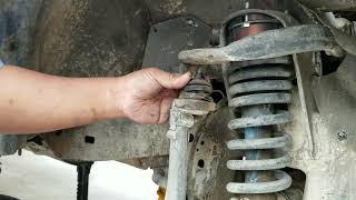 Toyota Tacoma/Tundra/4Runner Upper Ball Joint Replacement