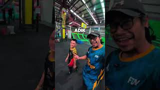 Power Adrian buat 10 Backhandspring ? 😱 Kalau gabung semua flip, Berapa total ye ? Cuba komen