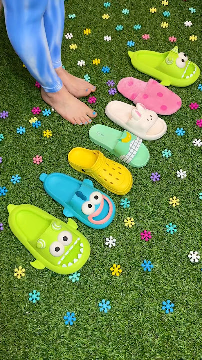 Which sandals should she choose ? 🦶🤩🦶 #trending #love #viralvideoshorts
