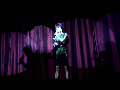 Queens Un-Synced - Ella Performance