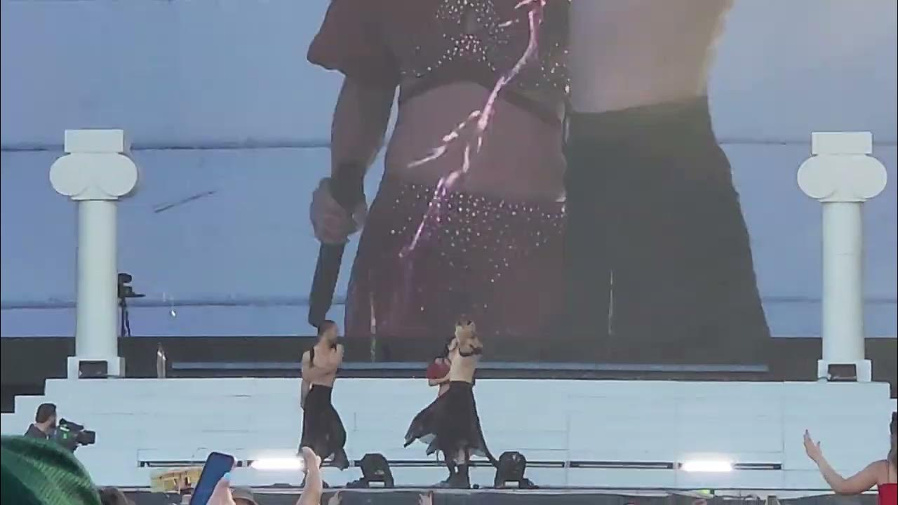 Charli XCX Lightning (Osheaga 2022, Montreal, July 29) YouTube