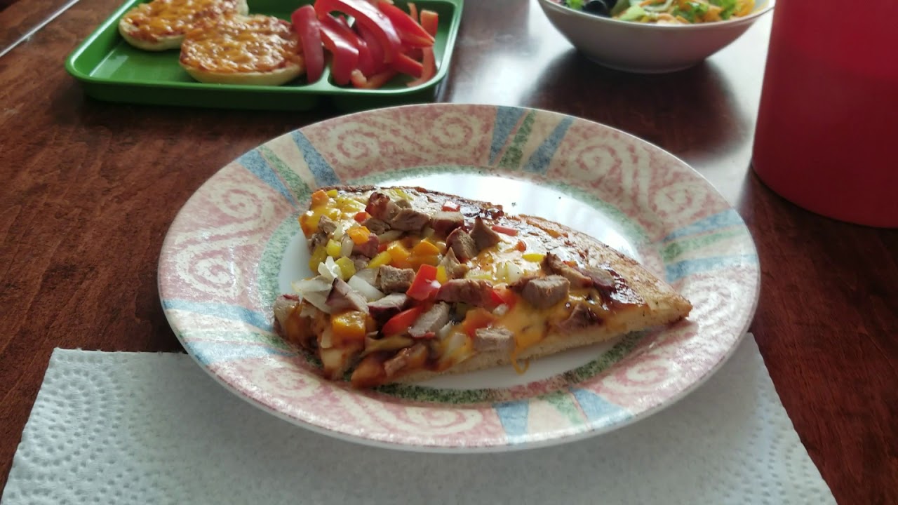Loving leftovers. Cheap meal. - YouTube