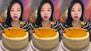 ASMR🍰Eating jam cream cake🍰 (soft and waxy sound) 크림 케ց 먹방 MUKBANG Satisfaction