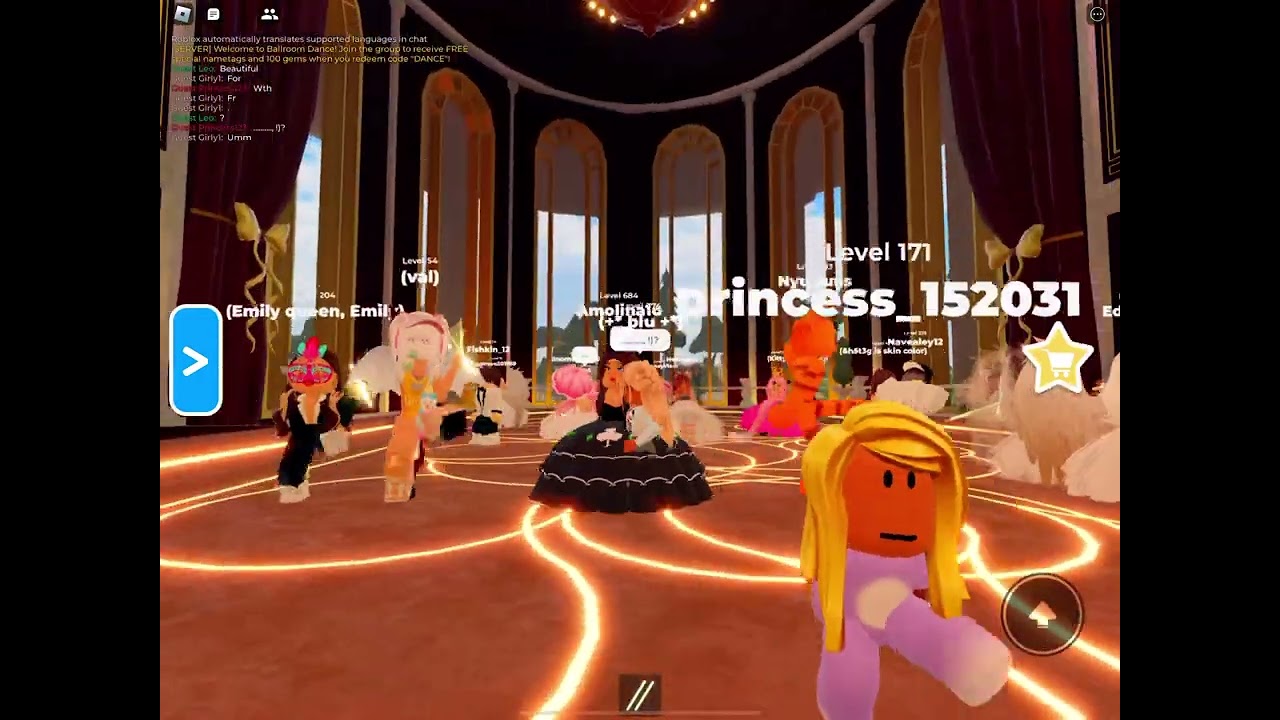 Tumpum playing roblox