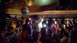 Video thumbnail of "Back II Black - Szombat esti láz (Orfeum, 2016.03.11.)"