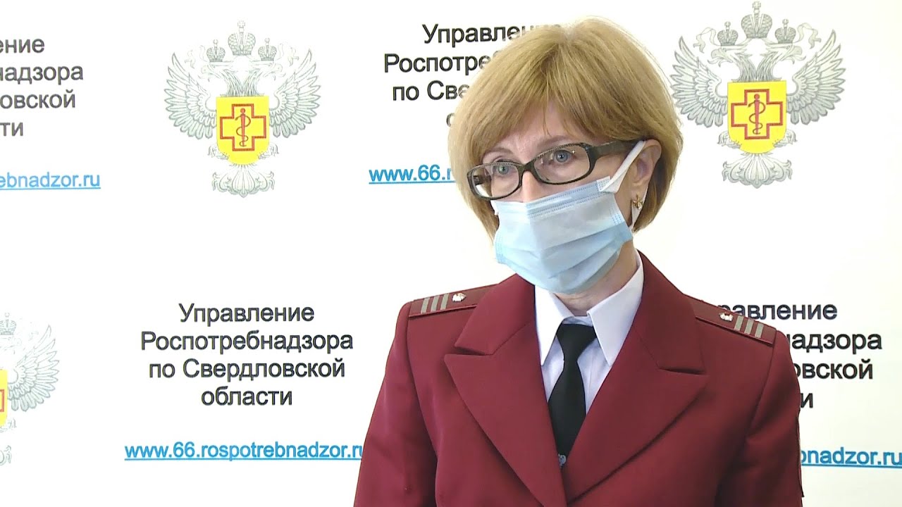 В Роспотребнадзоре «настоятельно рекомендовали» вернуть в Свердловской области масочный режим