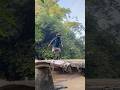 Hati hati kalo lewat sungai
