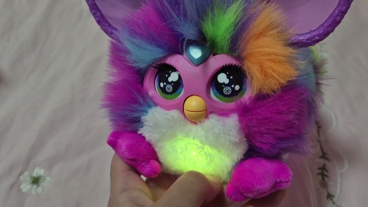 DJ FURBY NEON STAR FIRST IMPRESSIONS