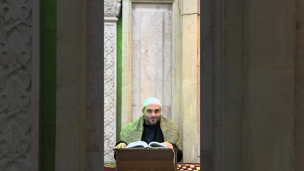 54-النبي صلى الله عليه وسلم يخرج مسرعًا بعد الصلاة على غير عادته، فما السبب؟؟