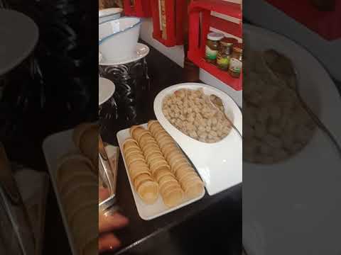 Tour of breakfast