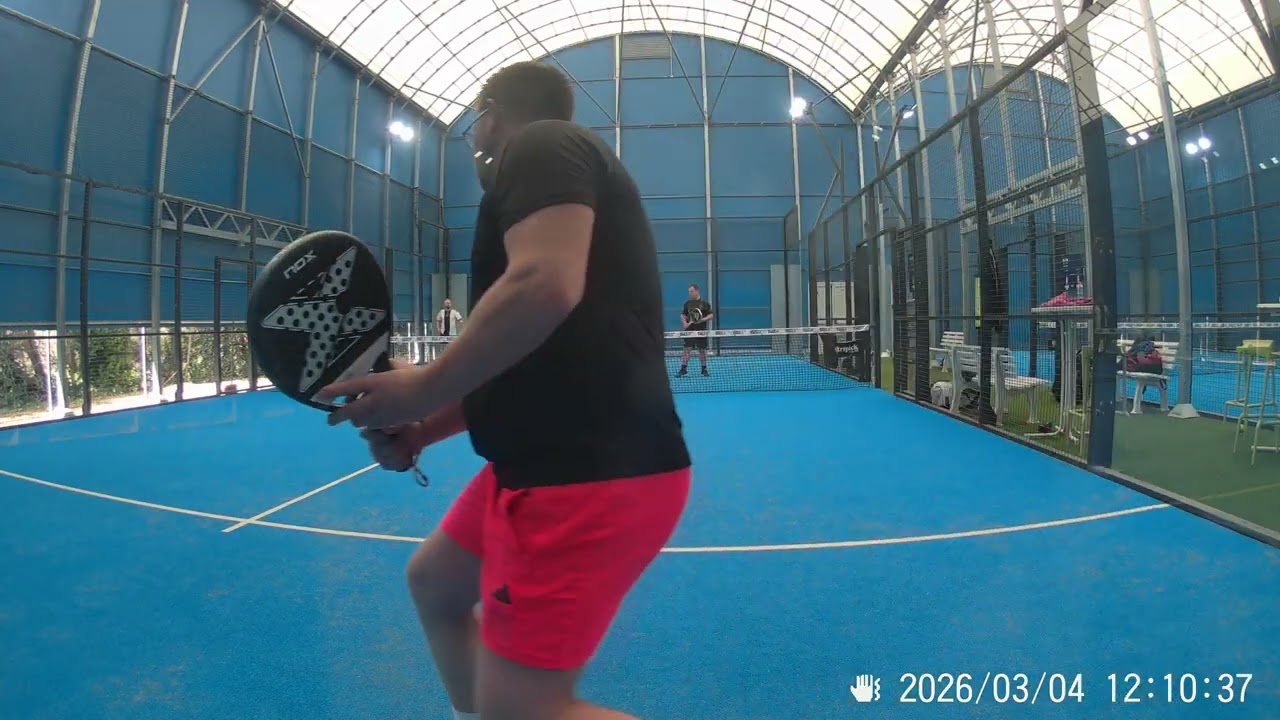 Padel, Match entraînement (Cédric&JM / Florent&Vincent) 6/2-6/4-6/ 3, Lambermont 4/03/2026, 6 de 8