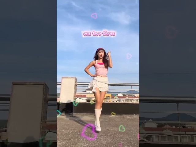 어디서나 당당하게 걷기!????????‍♀️???? ????#RESCENE #prettygirl #shorts