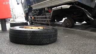 「タイヤが走るのが見えて」　トラックから脱落し車に衝突　けが人なし　北海道・新ひだか町