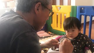 Japanese dad feeds baby breakfast | Soksamphors Korm