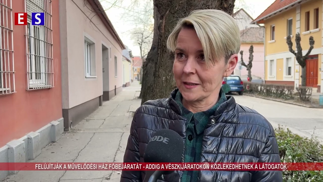 Felújítják a művelődési ház főbejáratát – addig a vészkijáratokon közlekedhetnek a látogatók