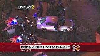 Police Pursuit Ends In Van Nuys In N Out Parking Lot