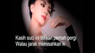 Saranghae-Dinda Kirana (Lyrics on screen)