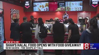 Shah's Halal Food in New Haven hosts free food giveaway on their opening day