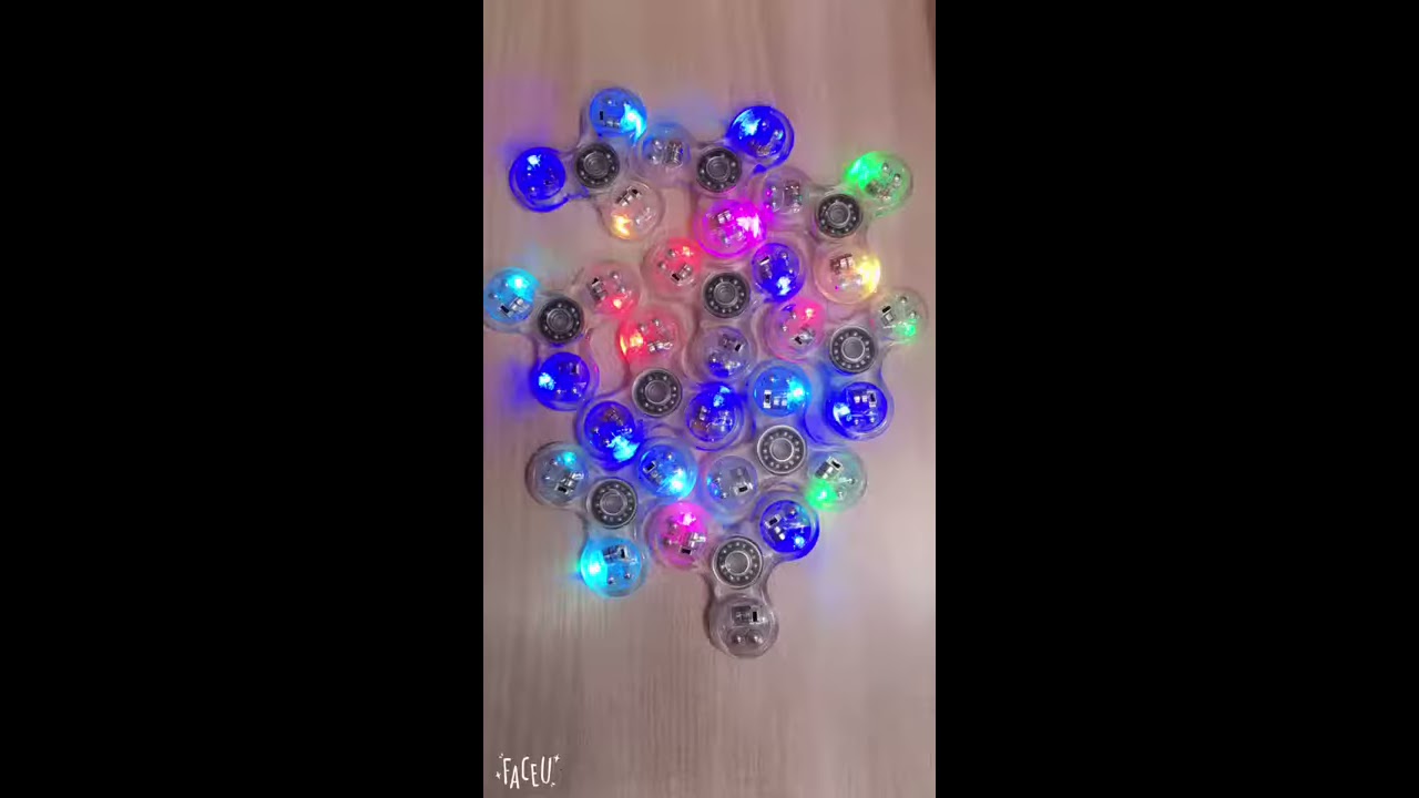 New Design Fidget Spinner Toys Hand With LED Light
