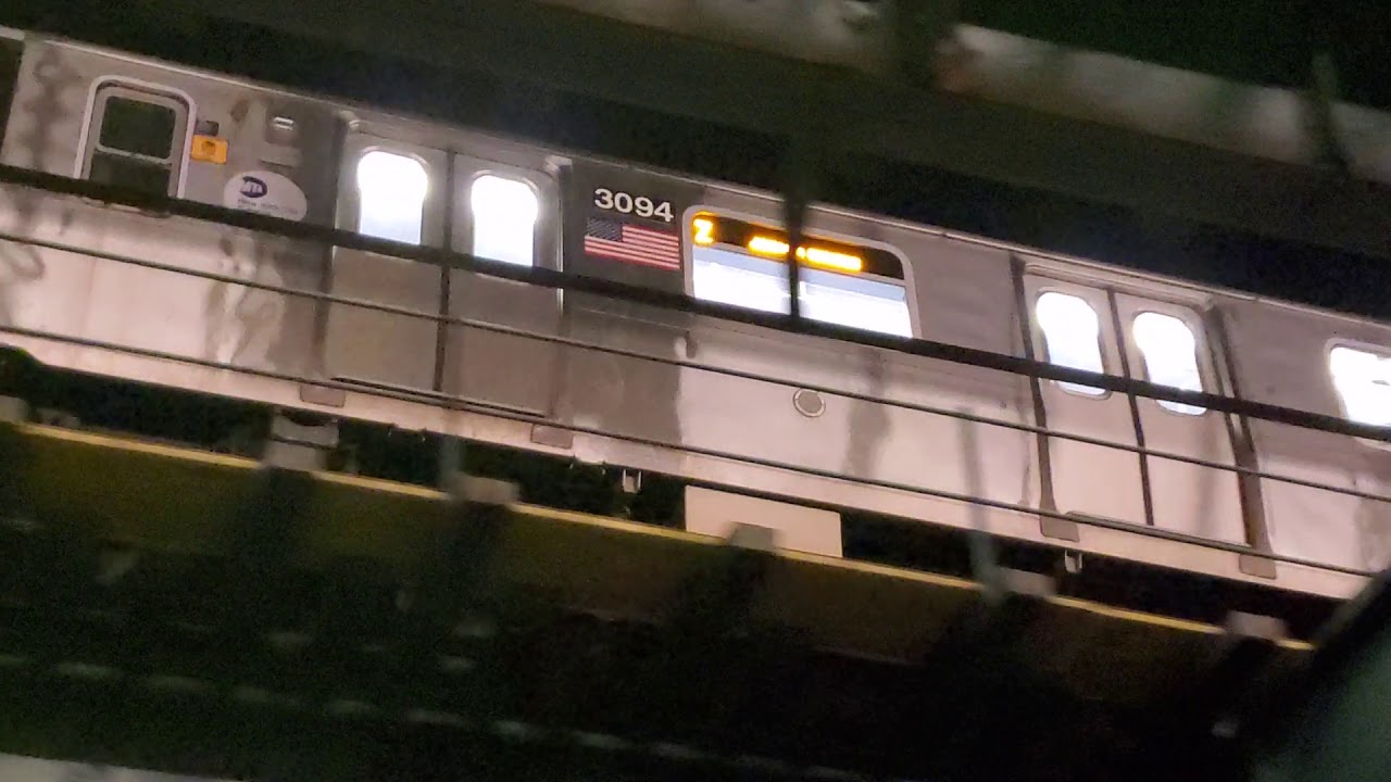 Lemon (Z) skip-stop train pass by 85 street