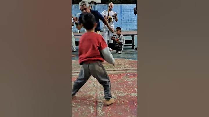 Marcos Mestre Ensinando Criança Brasil