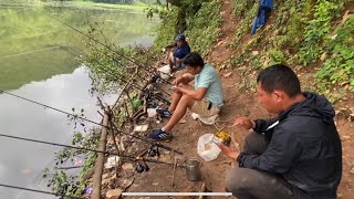 BEST TRADITIONAL  HOOK AND ROD FISHING IN NEPAL #TILAPIA FISHING IN BEGNAS LAKE  POKHARA