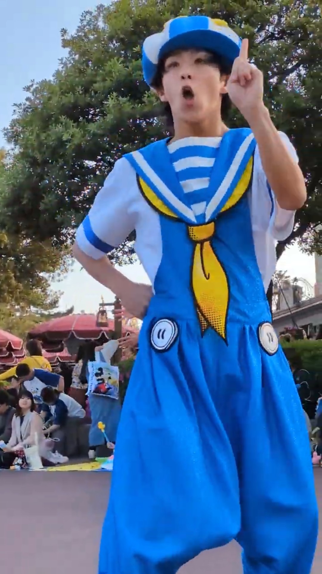 ダンサーさんの衣装かわいい♡ 【2025/04/29】#ディズニーランド