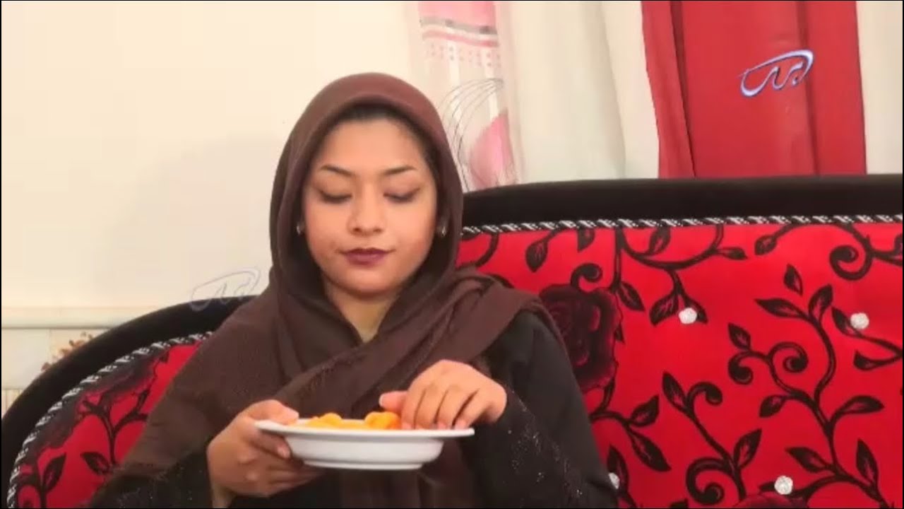 Poozkhand (Ghaflat) پوزخند (غفلت)