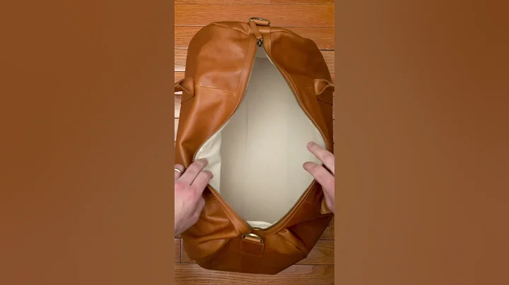 The Andar Memphis is a beauty of a #weekender #bag! The 100% full grain #leather is phenomenal!