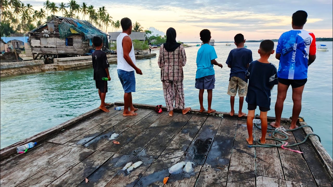 ORANG RELAH ANTRE MANCING CUMI DI BELAKANG RUMAH‼️