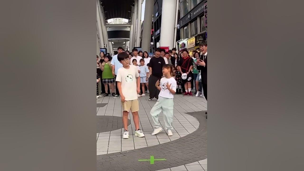 Magic 🤩little girl #cascada dance moves🤣 #dance #cute #funny #shorts #shortsvideo #funnyvideos