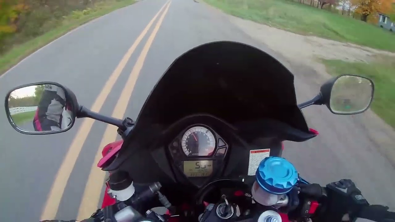 Enjoying the peak fall colors on the SV1000