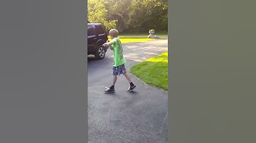 Thumbnail of Kid goes crazy dancing to rappers delight