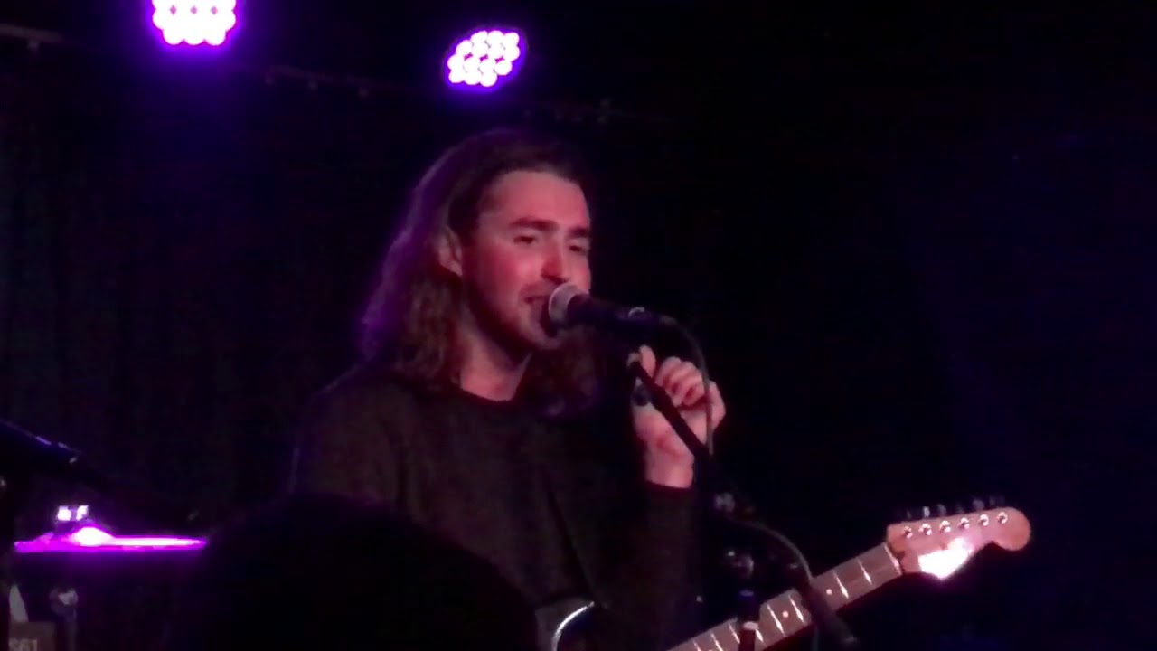 Stop Light Observations, 2Young YouTube