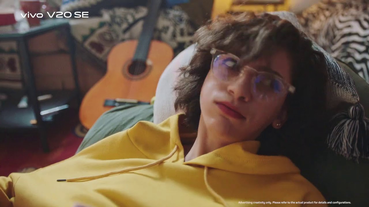 vivo V20 SE | 33W FlashCharge | Be the Focus Always