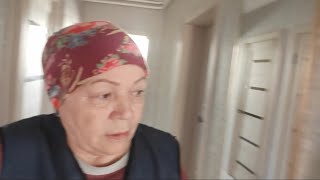 Жизнь в деревне 🏡 // работы много, работаю потихоньку // опрыскиваю Викторию //