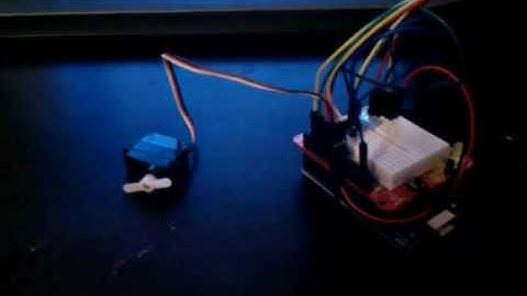 Light-Controlled Servo Motor